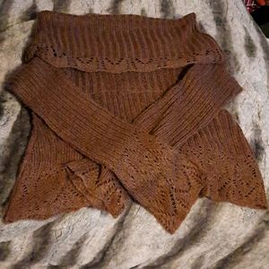 Gorgeous long sleeve sweeter